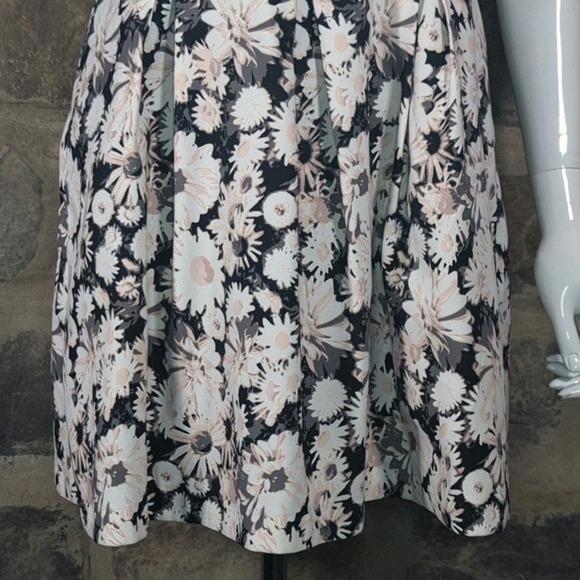 Forever 21 Dress Sleeveless Floral A-Line Pink White Gray Woman's Size‎ Medium - Picture 4 of 16